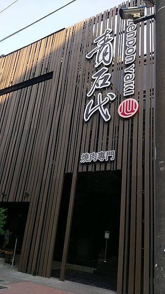 001.jpg