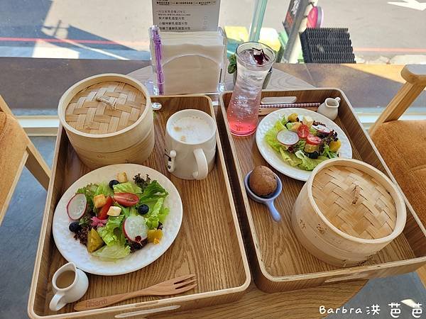 【台中美食】造型饅頭創始店「美姬饅頭」雲朵刈包 莊園咖啡 秋