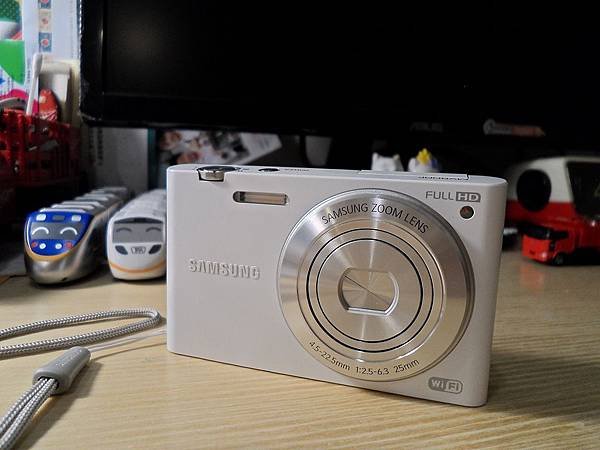 Samsung MV900F 入手