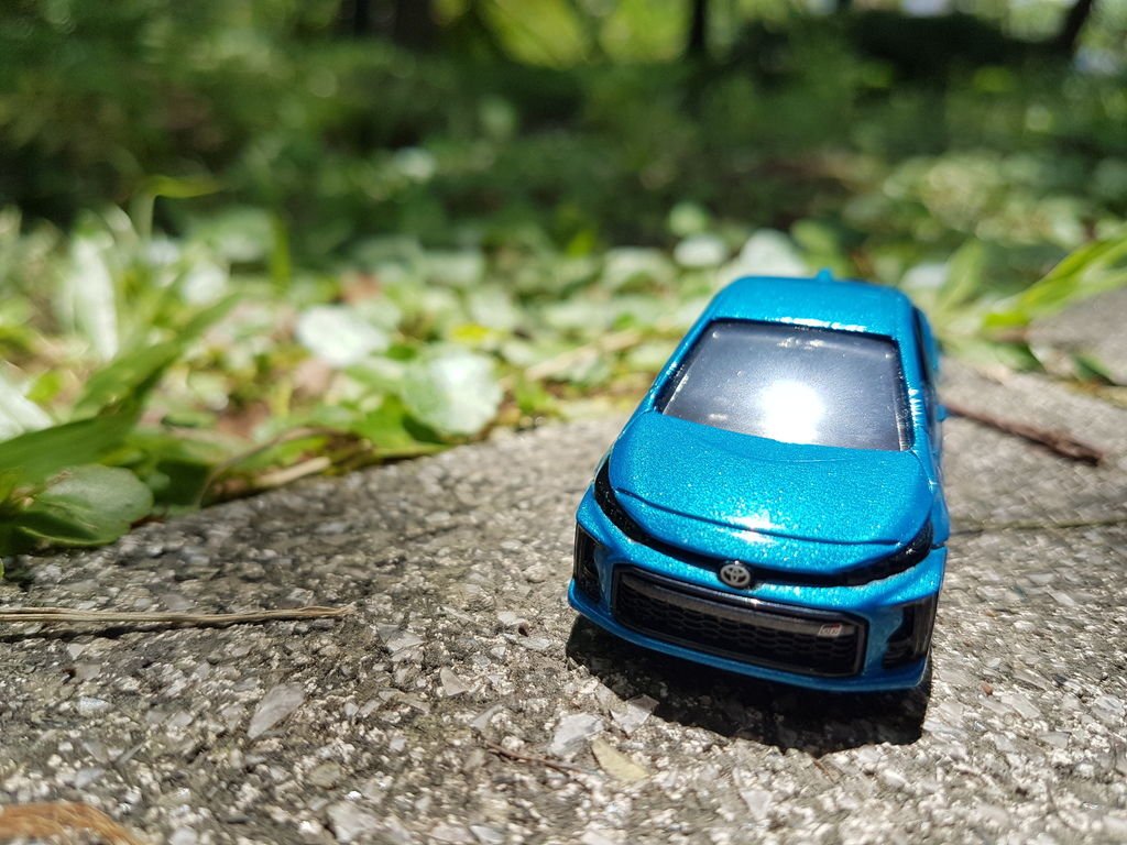 TOMICA No.76 2017 Toyota Prius PHV GR Sport