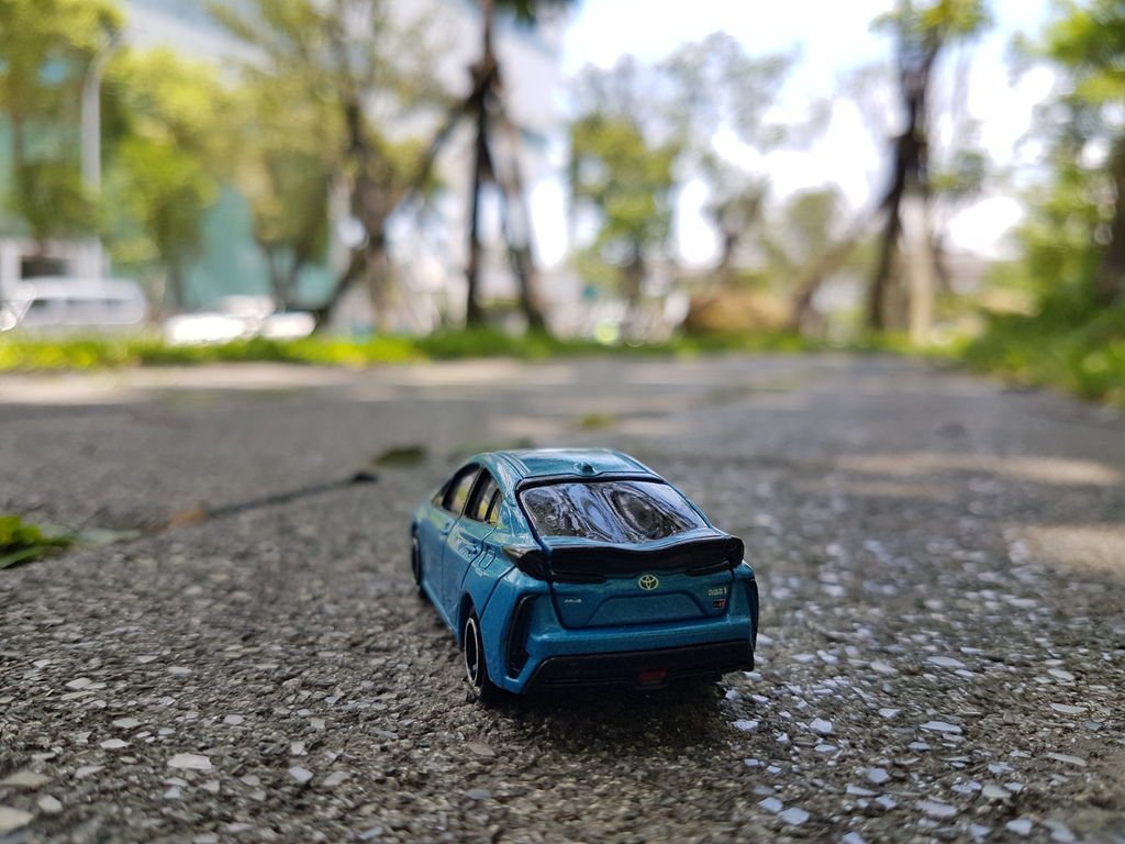 TOMICA No.76 2017 Toyota Prius PHV GR Sport