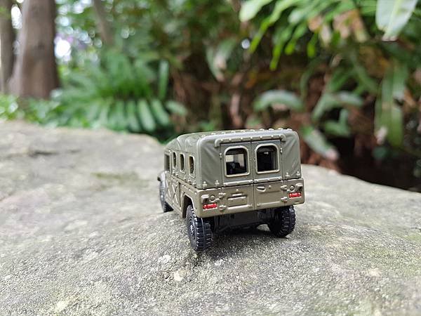 每日一車 TOMICA No.96 2018 JSDF HMV