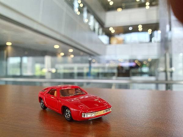 每日一車 Porsche 928 TOMICA No.F53