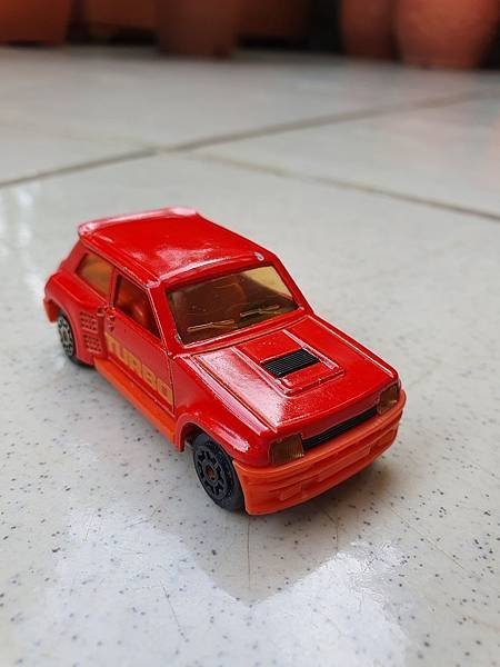 1980年代法國製造 Majorette 小汽車, 雷諾5號 Turbo