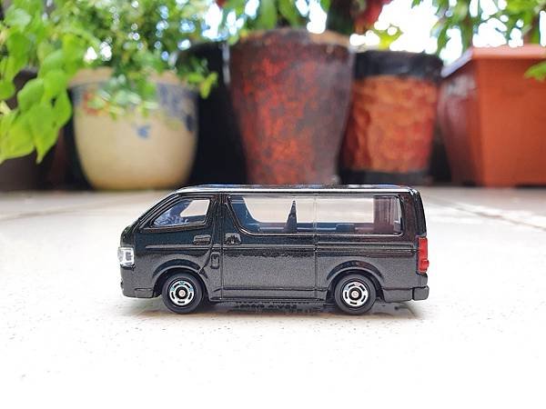 Tomica Toyota HIACE, No.113, S=1%2F64, 2018