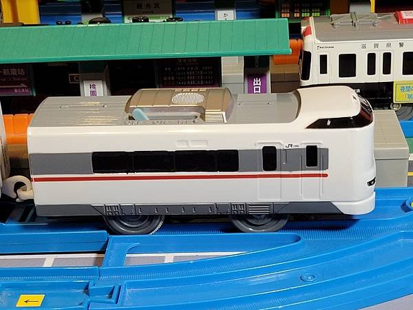 JR西日本287系特急電車, Plarail