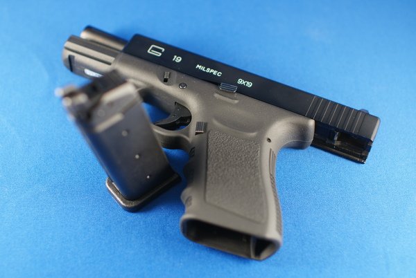 KSC Glock 19
