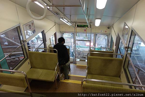 立山斜面電車