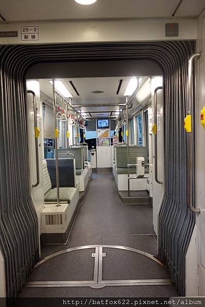 萬葉線電車