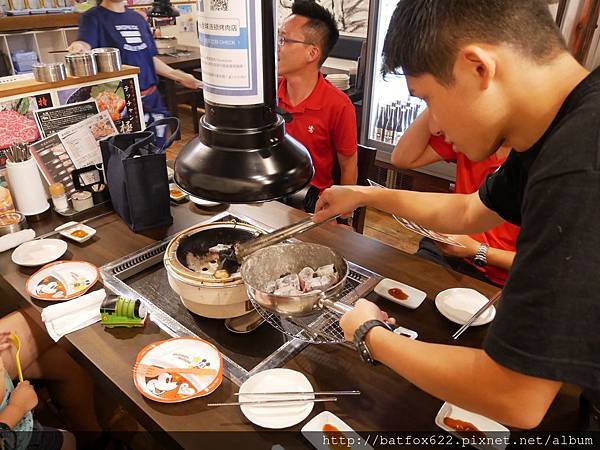 炭火焼肉 山ちゃんの部屋 国際通り店