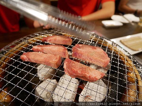 炭火焼肉 山ちゃんの部屋 国際通り店