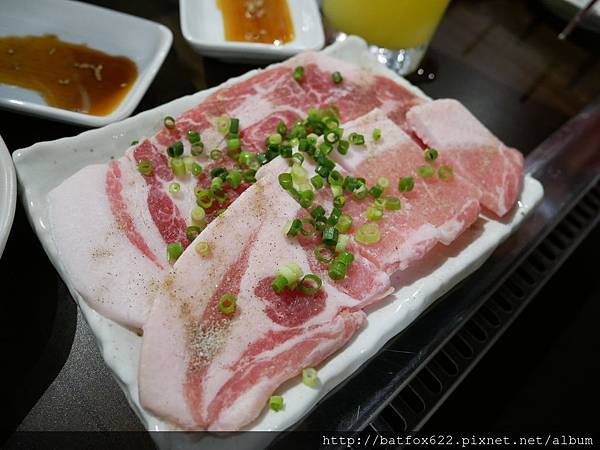 炭火焼肉 山ちゃんの部屋 国際通り店