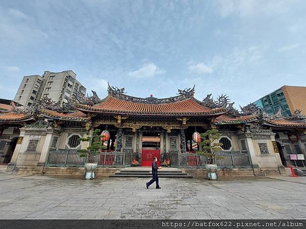 龍山寺