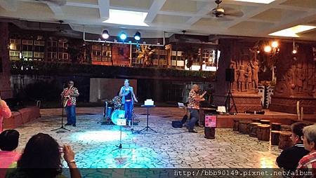P_20140911_203229_HL