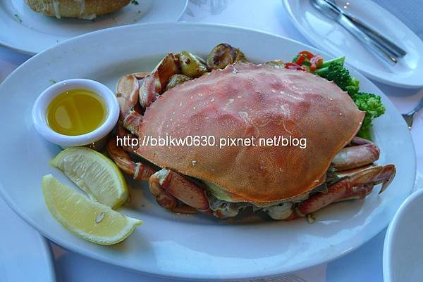 Whole Dungeness Crab US$42