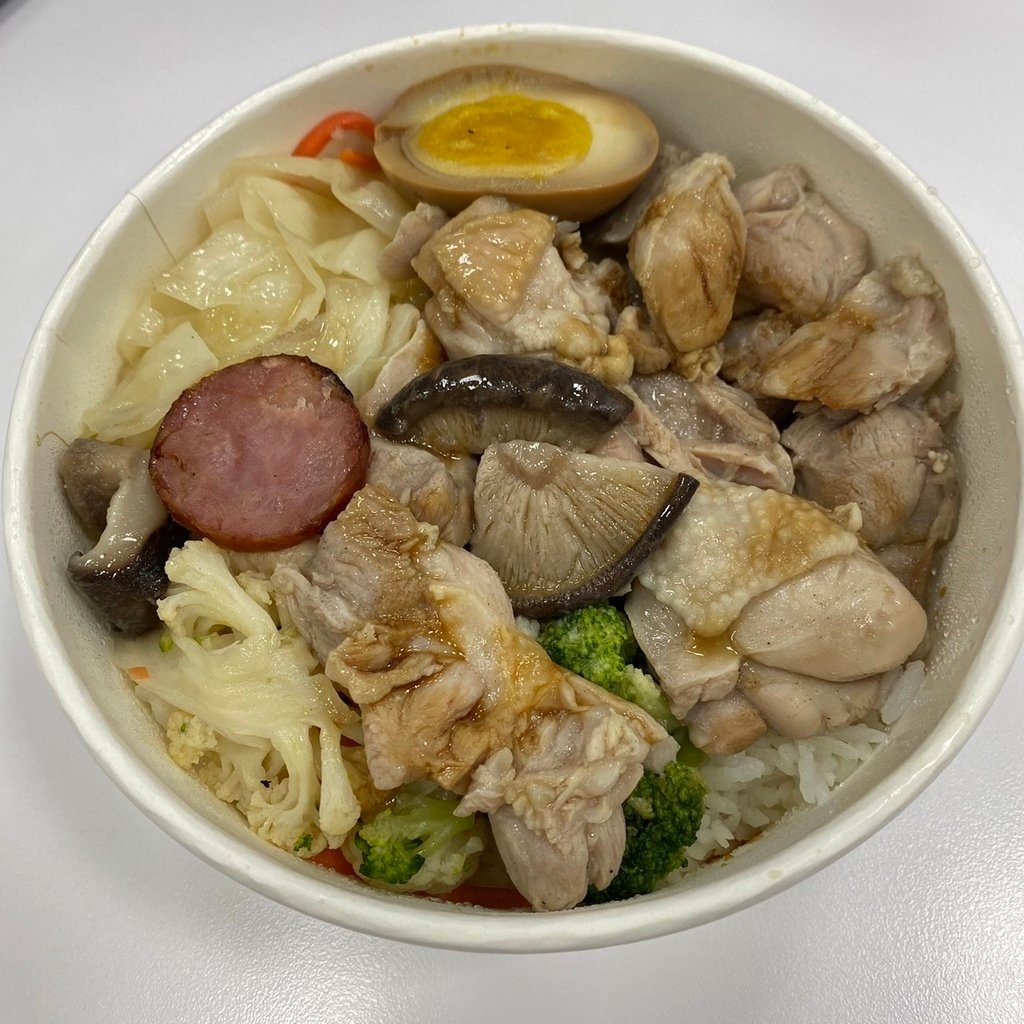 [內湖便當] 新爺煲仔飯(內湖市場)