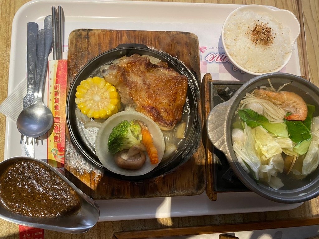 [美食體驗][板橋] 檸檬草美食茶房 板橋店