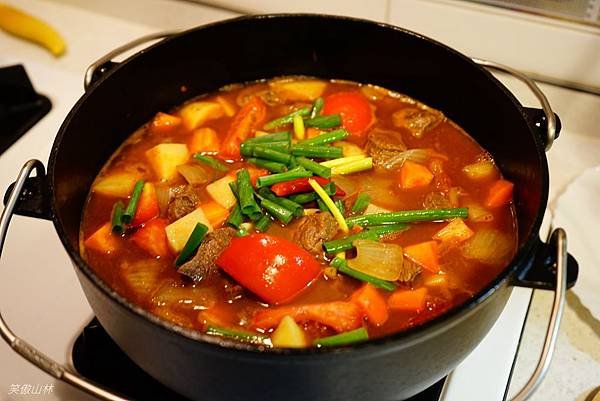 103-09-21 番茄燉牛肉 (11).jpg