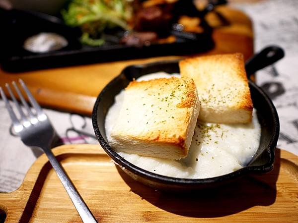 WPAPA鐵板料理早午餐-大里特色早午餐，結合頂級法餐鐵板燒