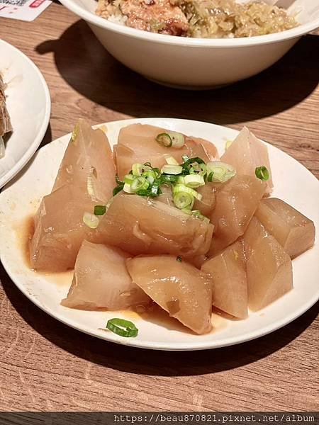 台北美食｜黑殿飯店｜淡水每位排骨飯(滷未必夾好好吃)