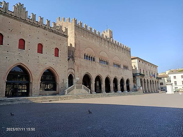 慢活,愛在義大利古羅馬小城里米尼(rimini)