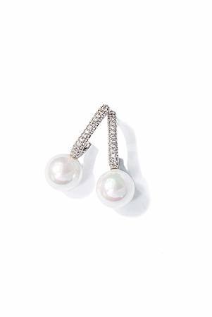 EarringPearl