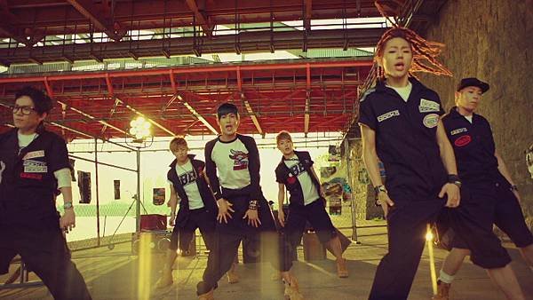 1080pBlock B HaloTeaser Final 1.1080p.mp40469.jpg