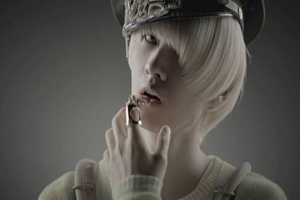 SuJu - Mr.Simple TEASER MOVIE1 (49).jpg