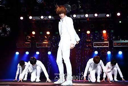 K-5 진 `넘치는 카리스마!`.jpg