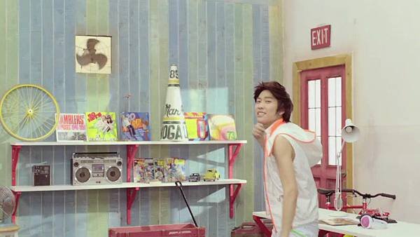 BOYFRIEND(보이프렌드) _Boyfriend_ M.V Full HD.720p.mp41058.jpg