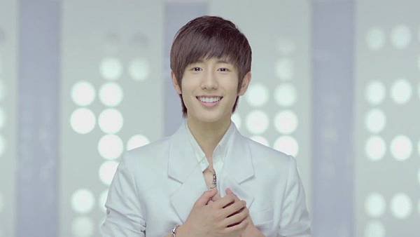 BOYFRIEND(보이프렌드) _Boyfriend_ M.V Full HD.720p.mp40010.jpg