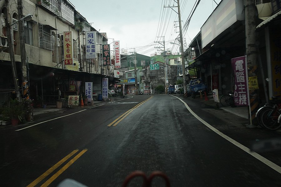 屏東床墊~[學生民宿莊園]高雄屏東的單子,有處處風鈴聲的