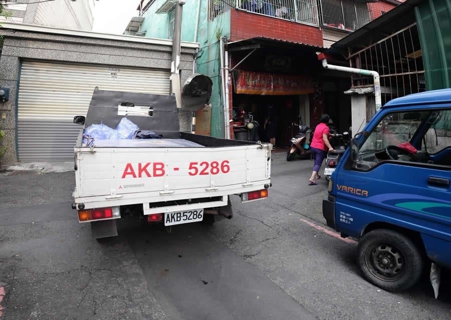 [過年很忙]床墊整車滿載|過年忙裡偷閒.來趟屏東泰武鄉&lt;