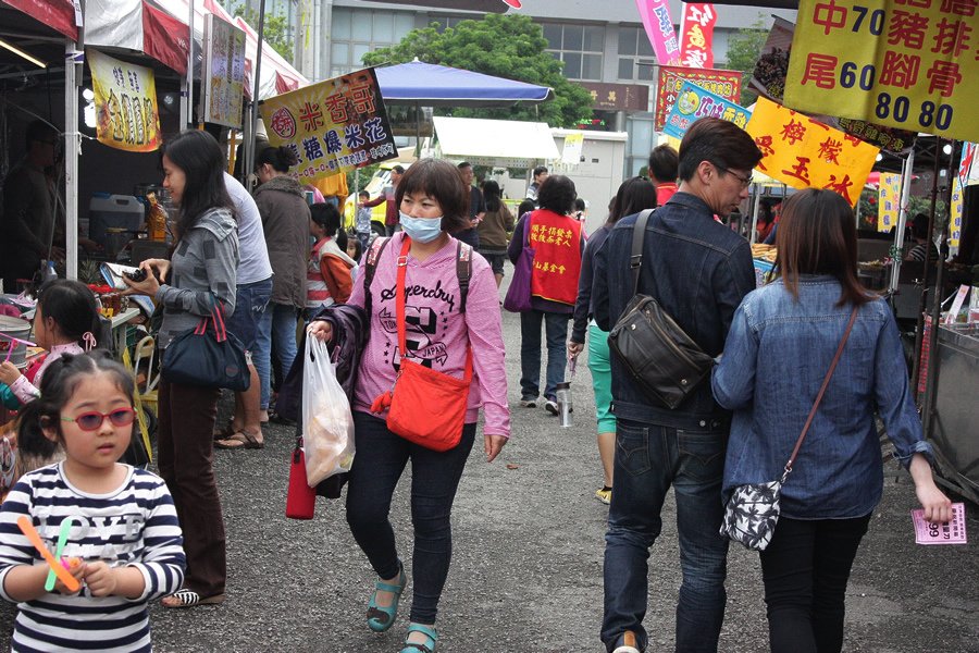 [萬丹床墊工廠評價最好連鎖專業睡眠館床工場墊贊助公益]高評價