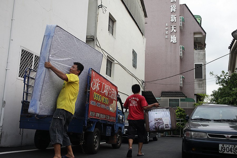 高雄床墊品牌-床工場最舒適三民區床墊(鳳山床墊軟硬度 面料客