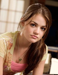 lucy-hale-1-sized