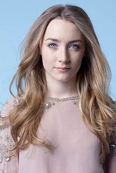 Saoirse-Ronan-the-host-24624850-1707-2560.jpg