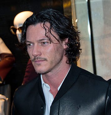 Luke-Evans.jpg