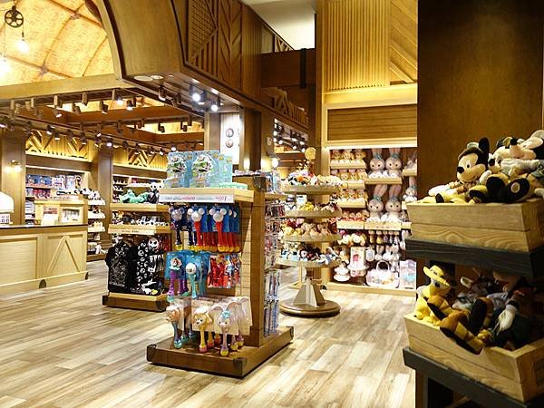HK  DISNEY DAY 1 (10).JPG