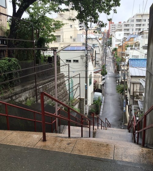 Sugashrine-stairs.jpg