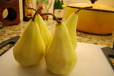 紅酒燉鴨梨 Poached Pears In Red Wine