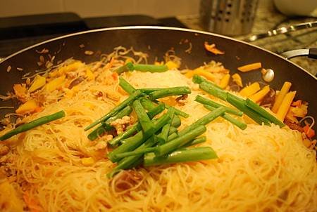 金瓜炒米粉 Fried Rice Vermicelli w/ Pumpkin