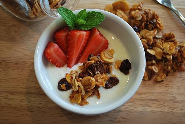 早餐新主張之葡萄杏桃乾格蘭諾拉烤燕麥 Raisin and Apricot Granola