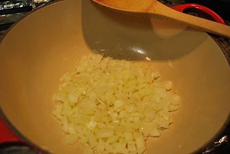 歐洲人這樣喝湯：蘋果甜薯防風草濃湯 Apple, Sweet Potato and Parsnip Soup