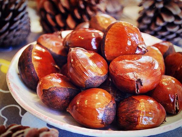 烤箱版糖炒栗子 Oven-Roasted Chestnuts