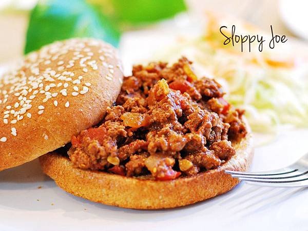 美版肉燥夾麵包：邋遢喬肉醬三明治 Sloppy Joe Sandwich