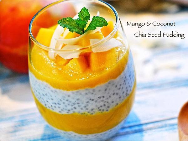 30秒清爽甜點！芒果椰香奇亞籽優格布丁 Mango &amp; Coconut Chia Seed Pudding