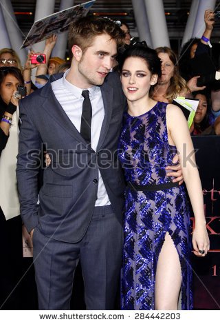 stock-photo-robert-pattinson-and-kristen-stewart-at-the-los-angeles-premiere-of-the-twilight-saga-breaking-284442203