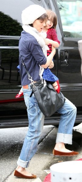 Katie Holmes in PRPS Jeans  001.bmp