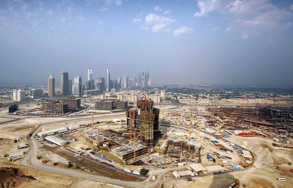 Dubai Debt Crisis Shakes European Economy.bmp